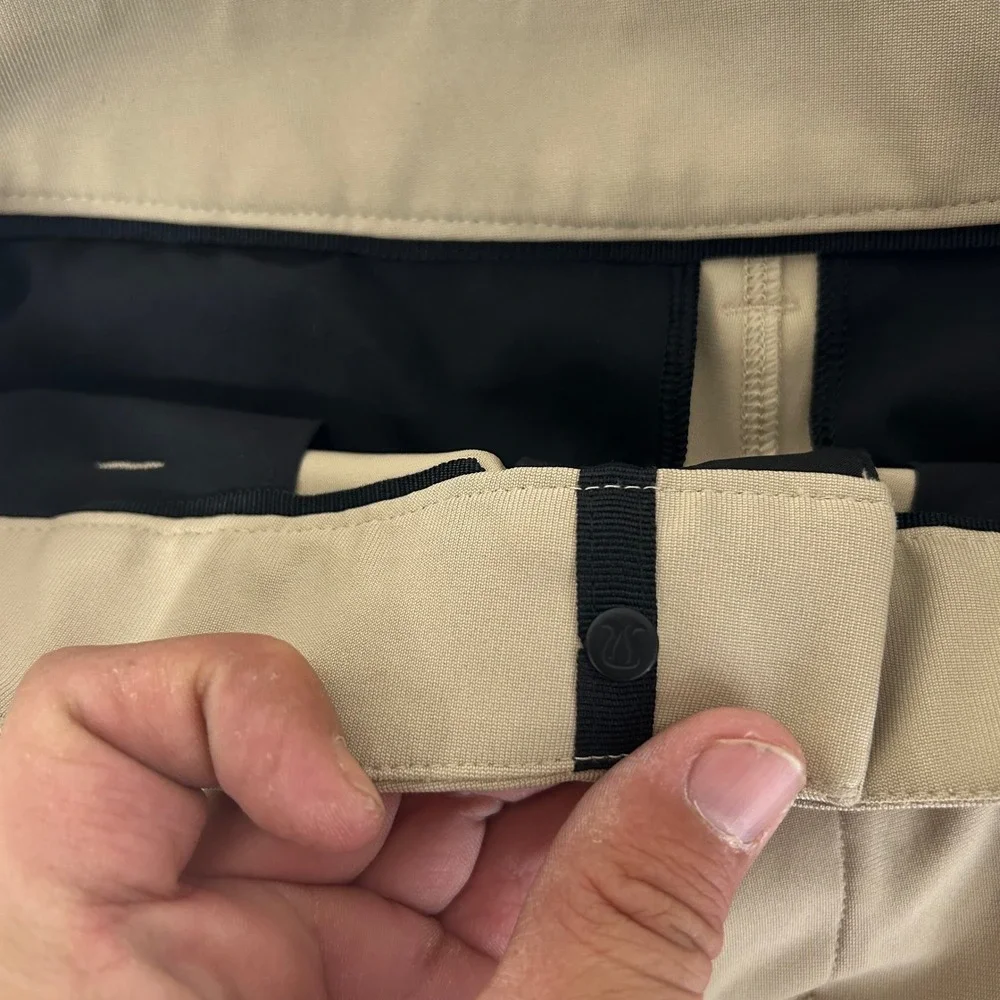 Lululemon Commission Slim-Fit Pant Mens 30 Khaki Tan Warpstreme Chino LM5AO4S